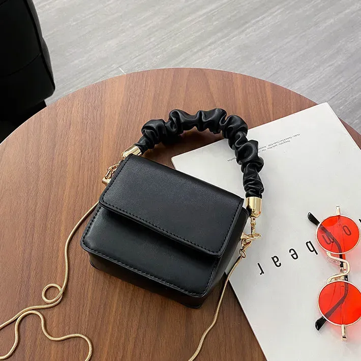 Women Solid Color Metal Chain Mini Shoulder Bag - Image 6