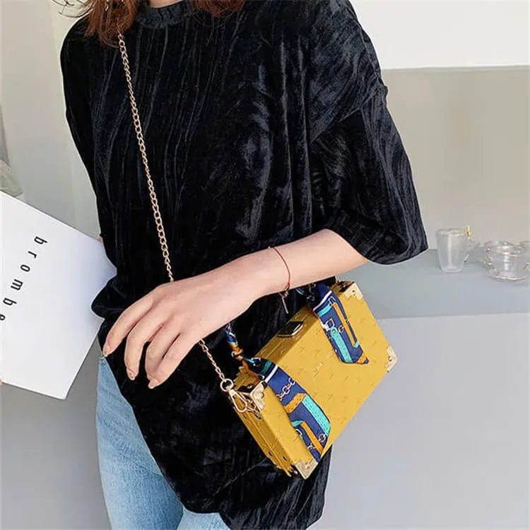 Women Fashion Ribbon Decoration Box Shape Chain Bag - Image 5