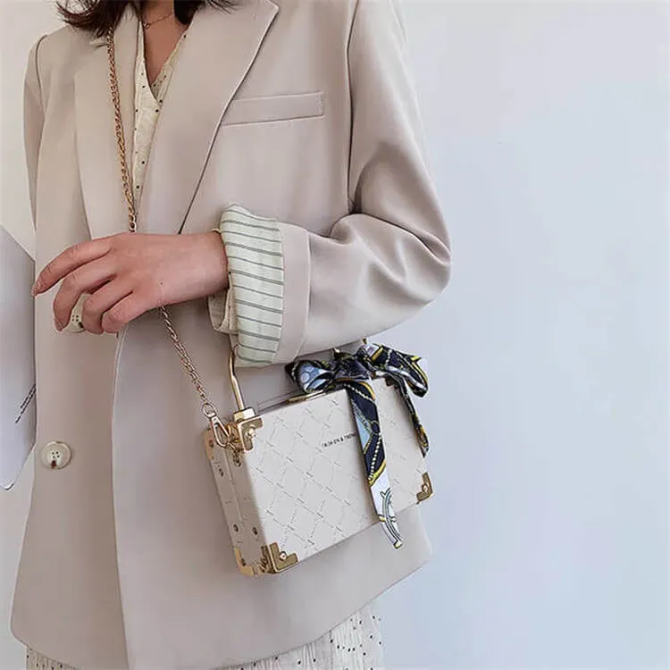 Women Fashion Ribbon Decoration Box Shape Chain Bag - Image 8