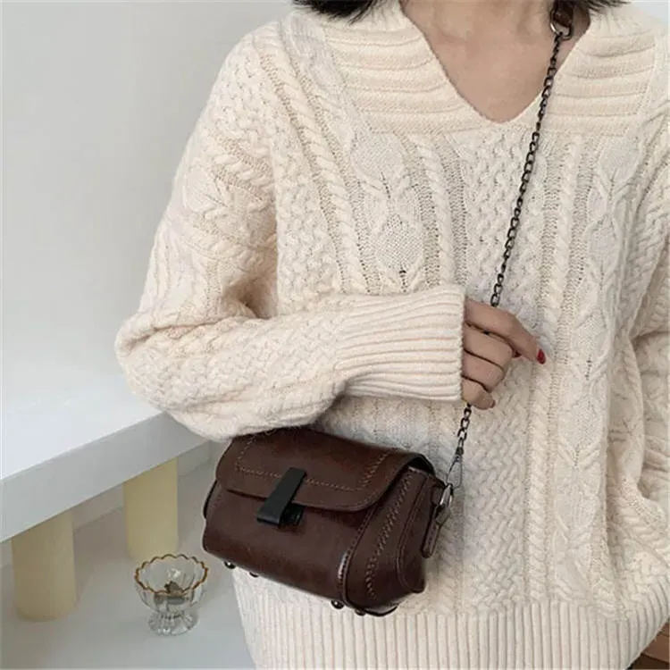 Women Retro Solid Color Flap Crossbody Bag - Image 11