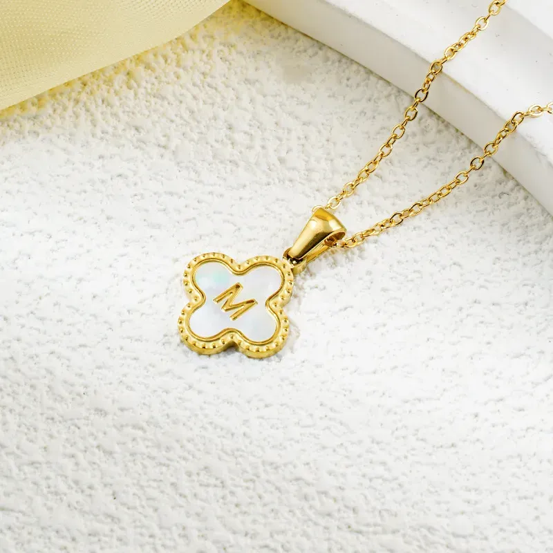 Wholesale Fashion Clover 26 Letter Black White Fritillaria Necklace - Image 31