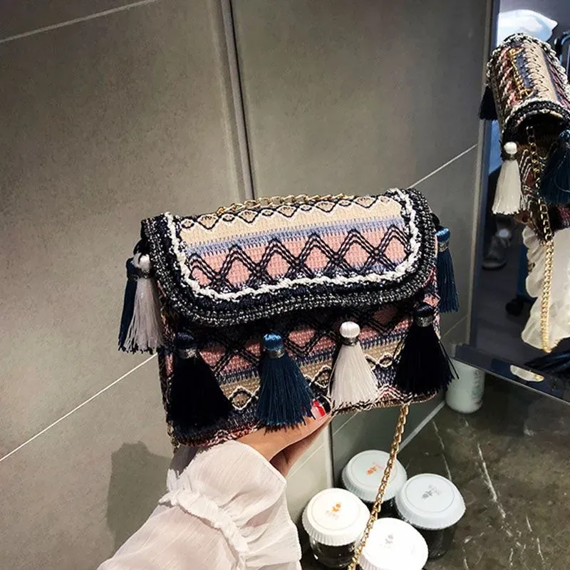 Ethnic Style Tassels Decor Chain All-Match Crossbody Bag - Image 10