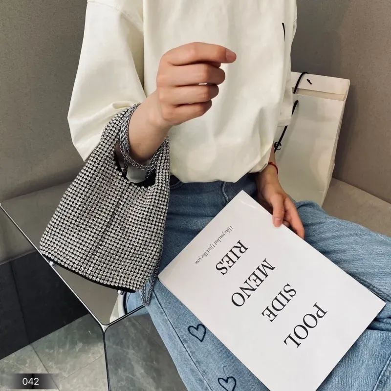 Women Elegant Shiny Rhinestone Decoration Solid Color PVC Handle Bag