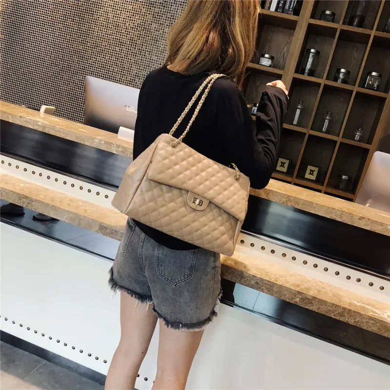 Women Fashion Rhombus Stitching Buckle Design Solid Color Large Capacity PU Shoulder Bag - Image 6