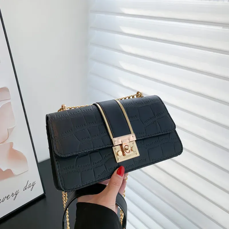 Women Fashion Simple Chain Stone Pattern Commuter Shoulder Bag - Image 11