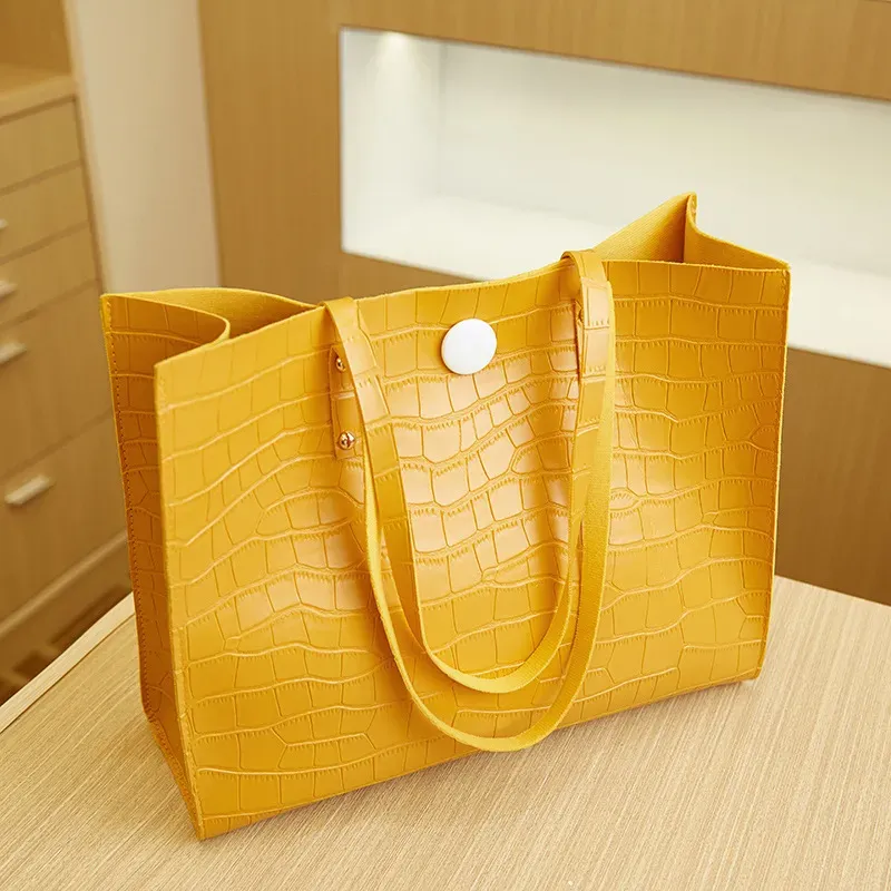 Women Fashionable Simple Crocodile Print Large Capacity Square Tote Bag - Image 9