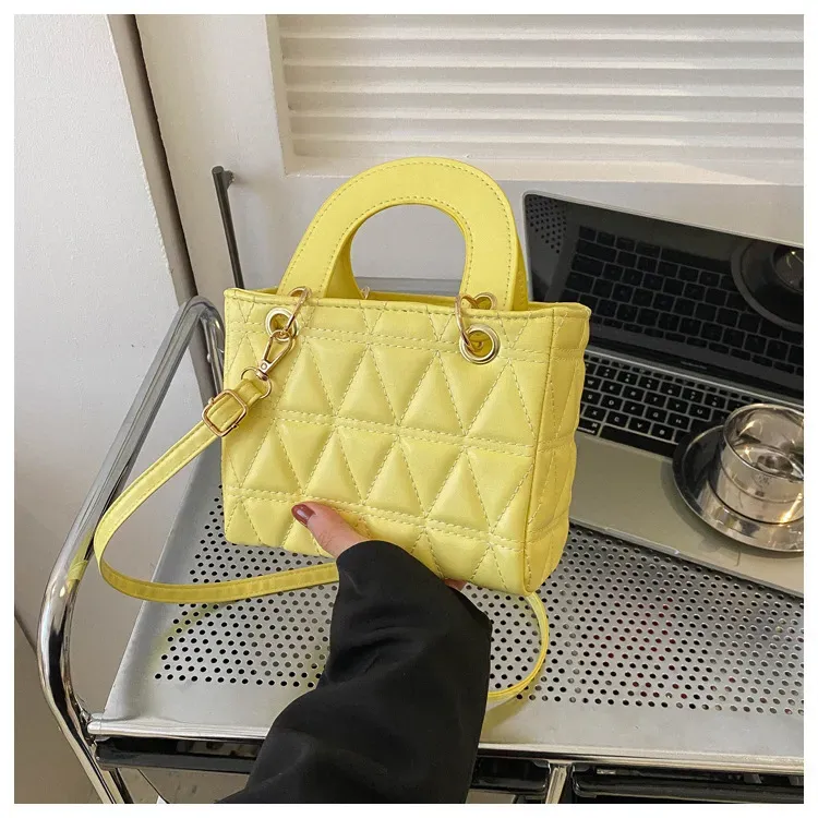 Women'S Fashion Solid Color Rhomboid Handbag - Image 13
