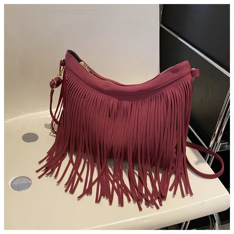 Women'S Fashionable Solid Color Tassel Large Capacity Shoulder Bag - Image 8
