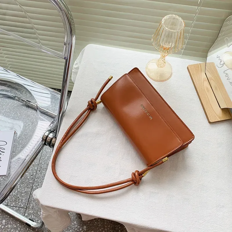Women Fashionable Simple Solid Color Square Flap Shoulder Bag - Image 9