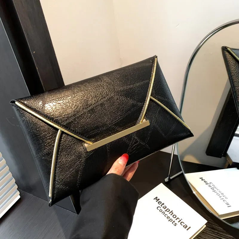 Women Retro PU Large Capacity Rectangular Purses