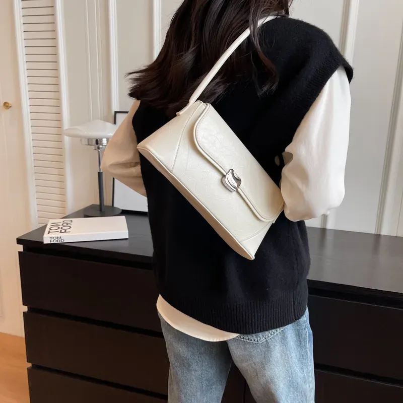 Women Simple Solid Color PU Magnetic Button Flip-On Square Shoulder Underarm Bag - Image 4