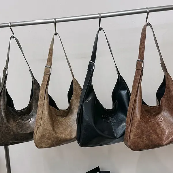 Women Simple Retro Solid Color PU Large Capacity Shoulder Bag