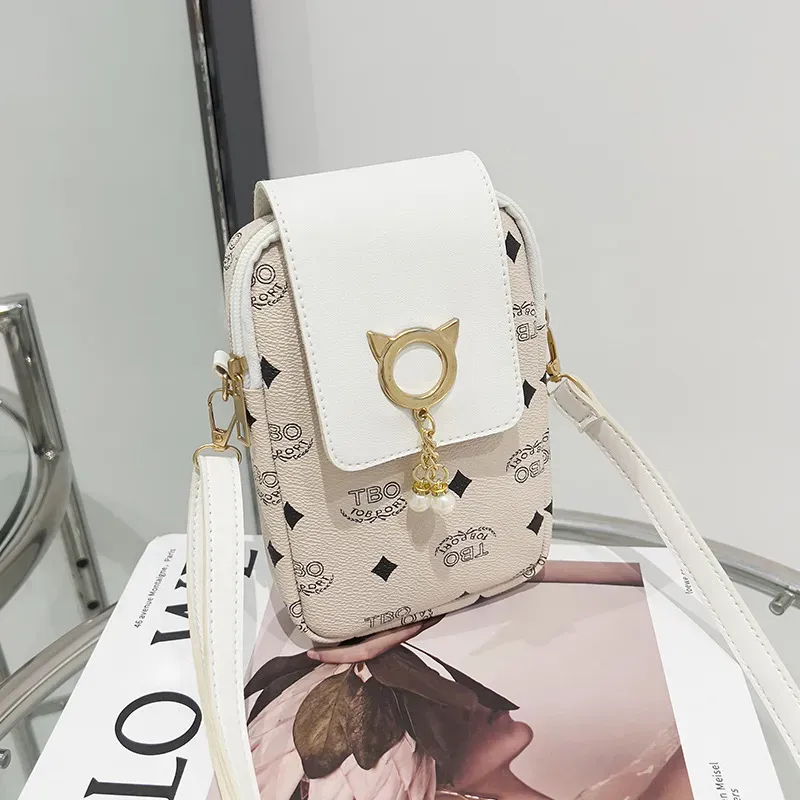 Women Fashion Letter Print Flip Cover Crossbody Purses