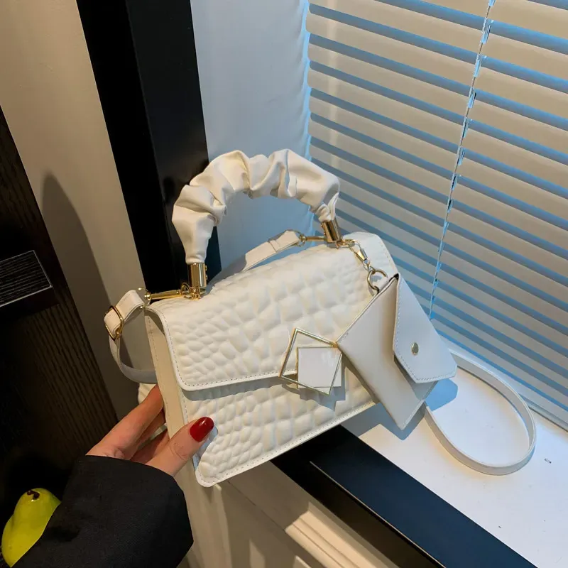 Fashion Solid Color Crocodile Embossed Shoulder Bag - Image 3