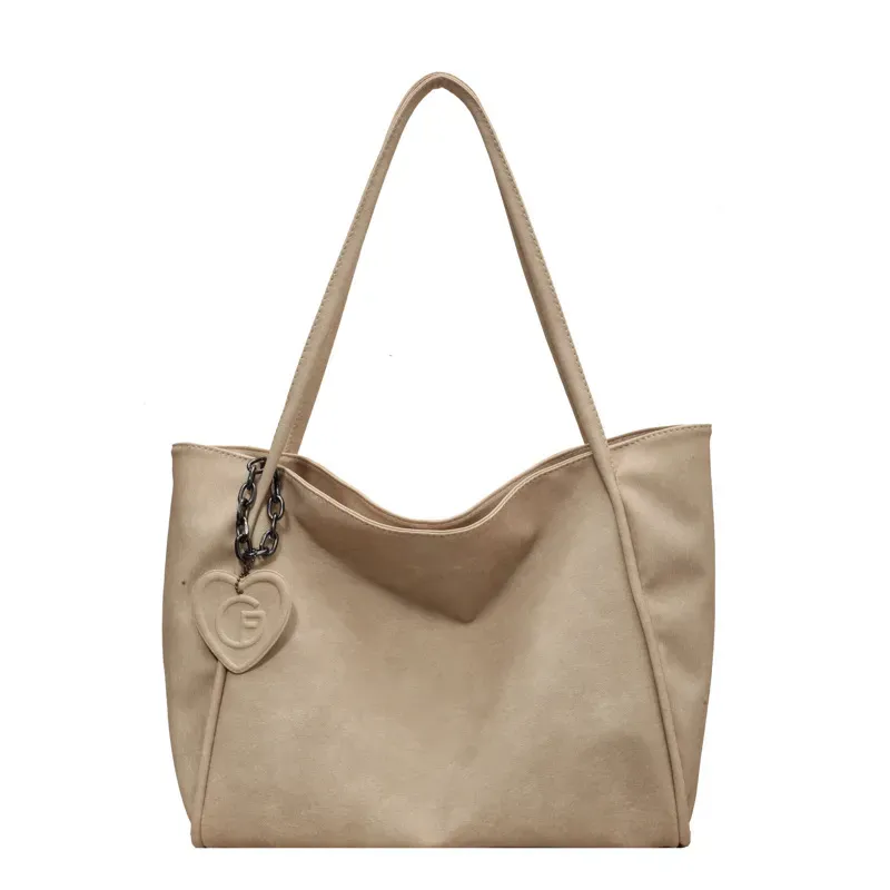 Women Retro Large-Capacity Heart-Shaped Pendant Shoulder Tote Bag - Image 8