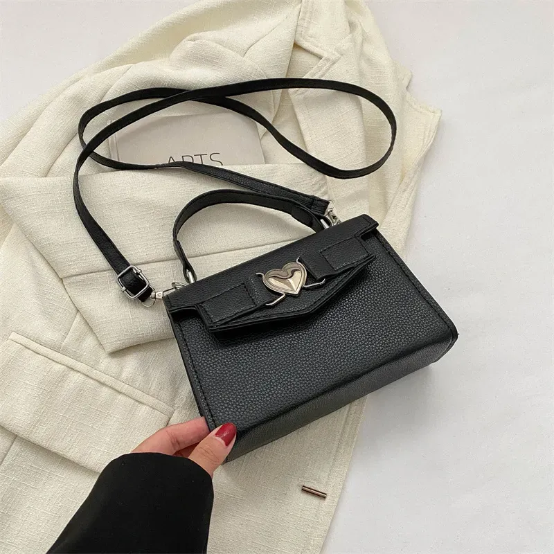 Women Simple Solid Color Heart-Shaped Buckle Square Handle Shoulder Bag - Image 6
