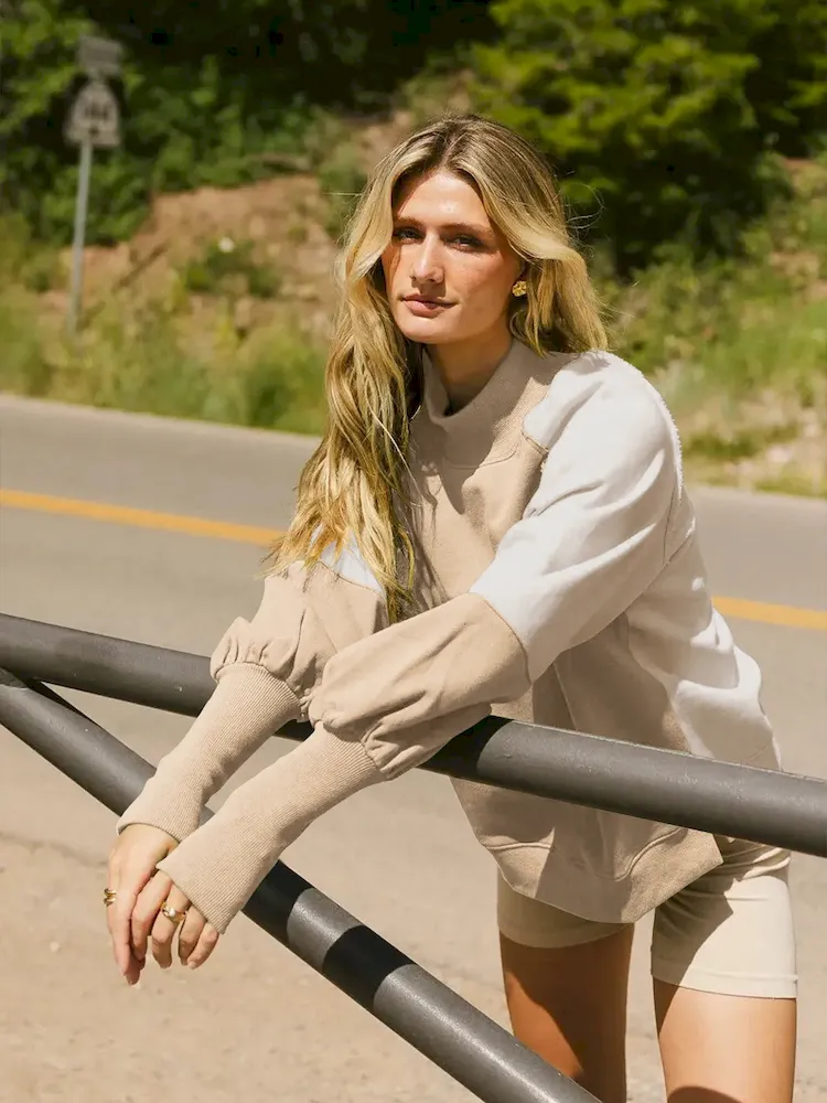 Autumn Winter Women Fashion Loose Colorblock Half-Turtleneck Puff Sleeve Sweatshirt - Image 3