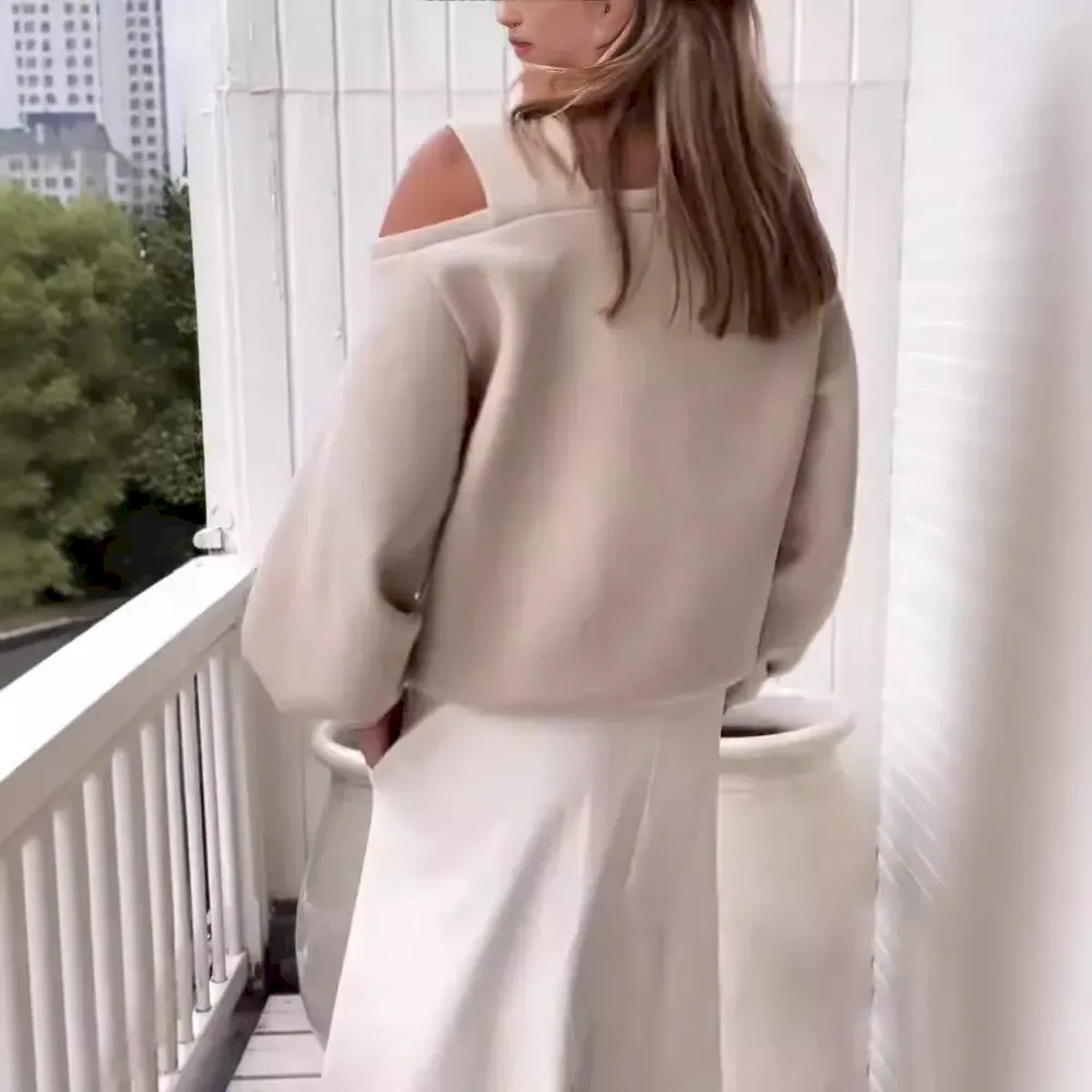 Autumn Winter Women Fashion Solid Color Shoulder Loose Long Sleeve Sweatshirt - Image 4