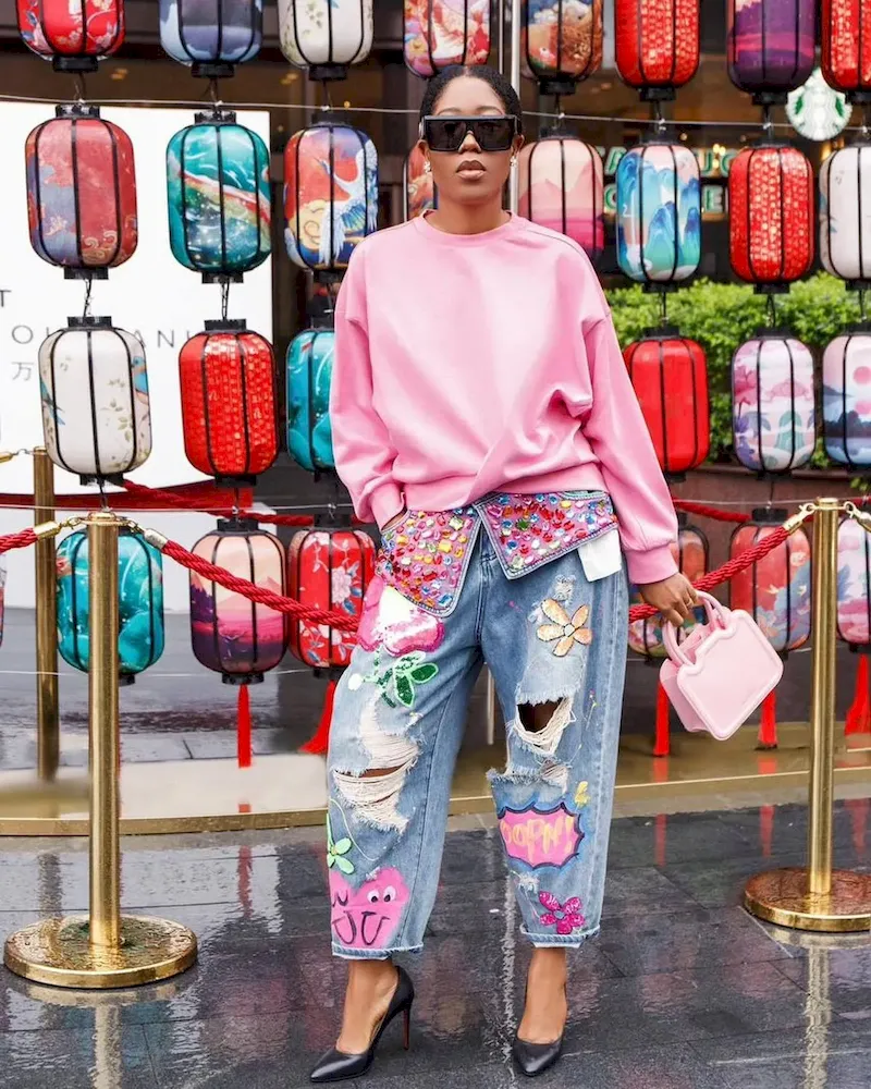 Street Fashion Women Heart Floral Print Rhinestone Ripped Loose Jeans - Image 7