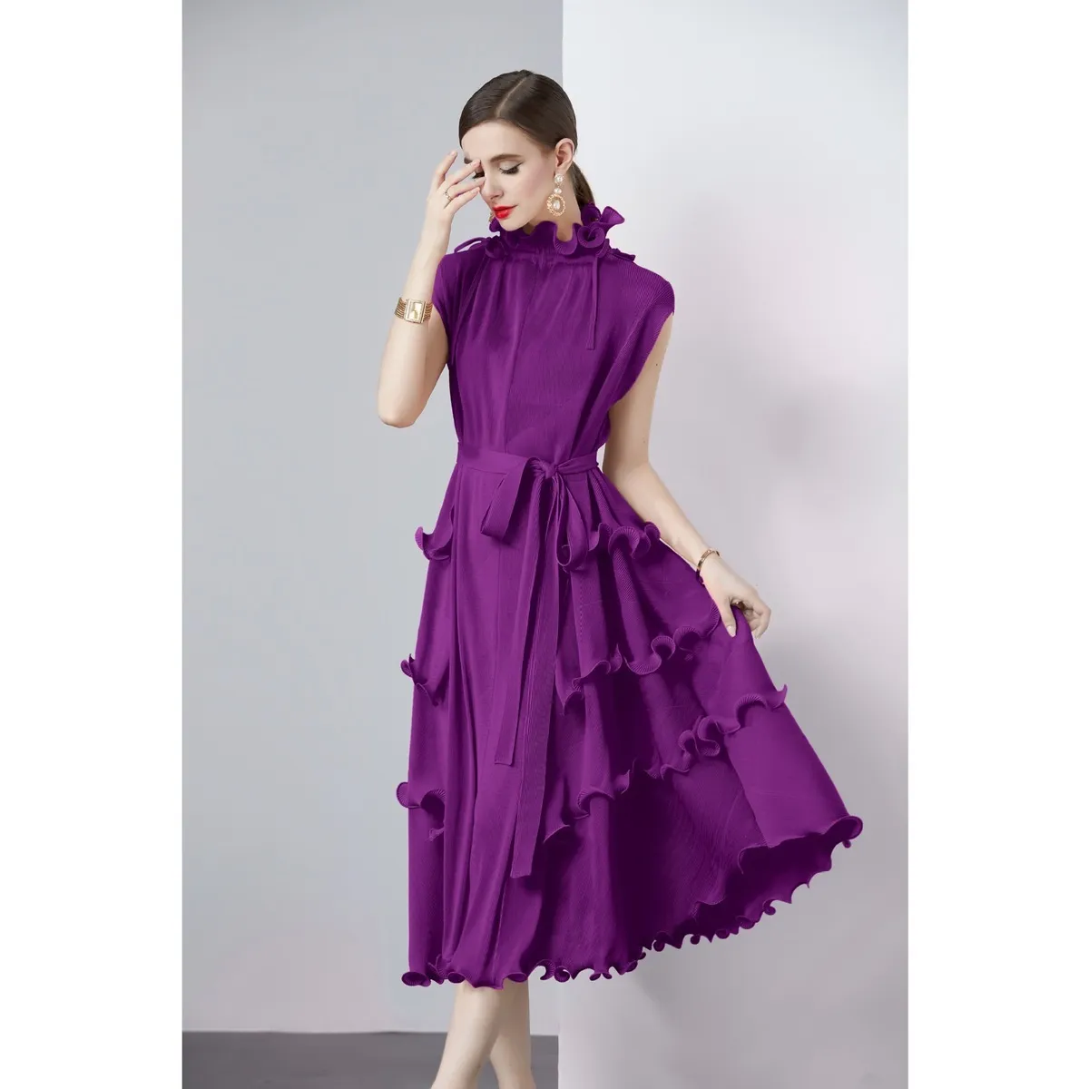 Women Solid Color Pleated Chiffon Dress - Image 12
