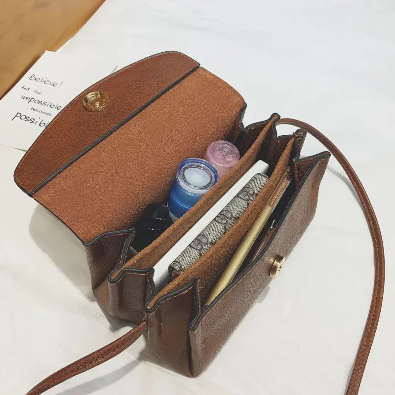 Vintage Simple All-Match Crossbody Flap Bag - Image 4