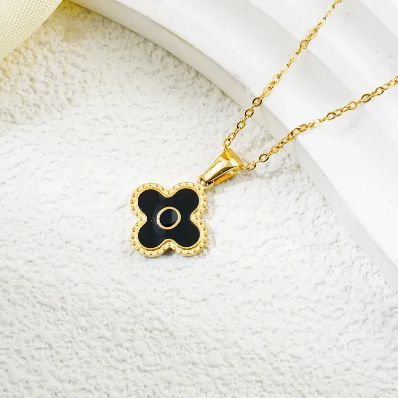 Wholesale Fashion Clover 26 Letter Black White Fritillaria Necklace - Image 34