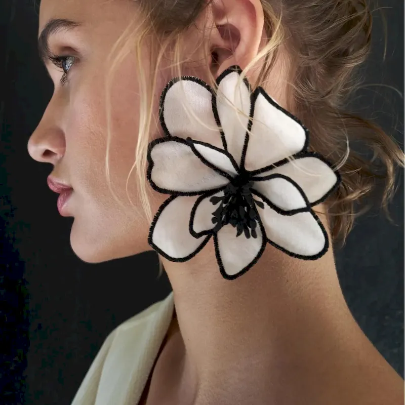 Wholesale Women Fashion Elegant Multicolor Flower Earrings