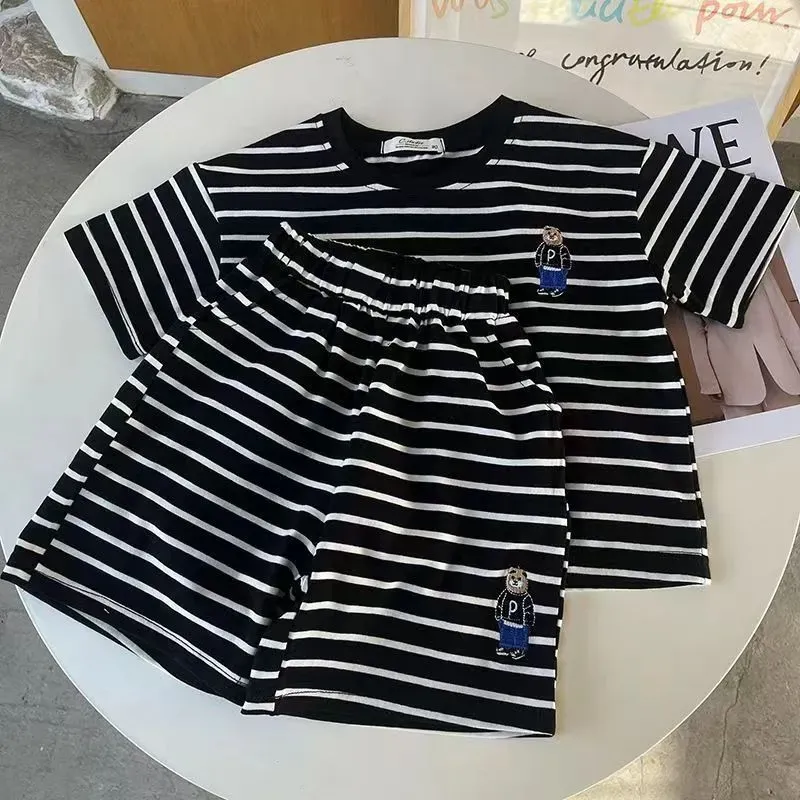 Wholesale Boy'S Fashion Casual Stripe Bear Short-Sleeve T-Shirt Loose Shorts Two-Piece Set - Image 4