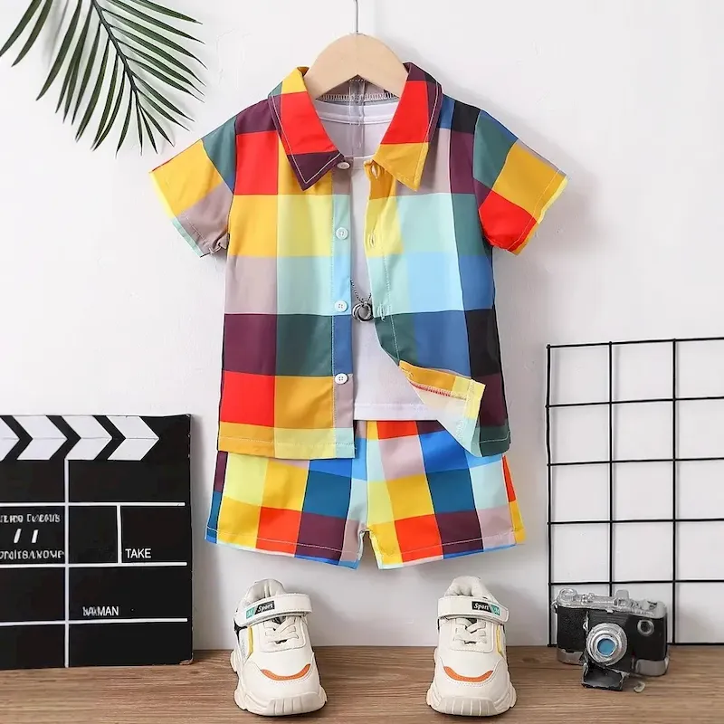 Wholesale Boys Fashion Casual Vacation Printed Short-Sleeve Blouse Loose Shorts Two-Piece Set - Image 3