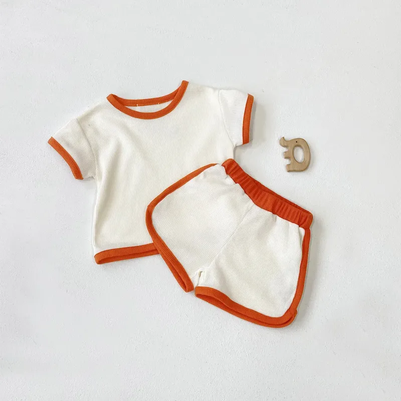 Wholesale Baby Fashion Color Contrast Short Sleeve Top And Shorts Two-Piece Set - Image 6