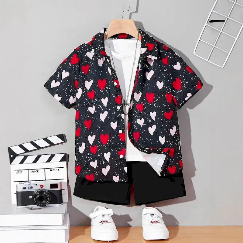 Wholesale Boys' Fashion Heart Print Short Sleeve Shirt And Shorts Two-Piece Set - Image 3