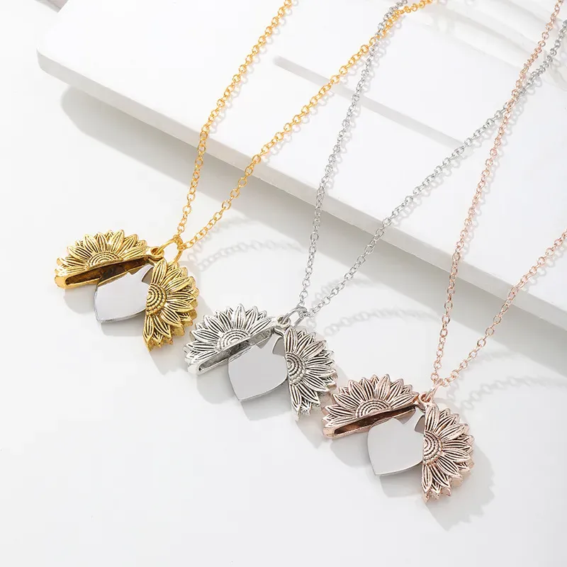 Wholesale Fashion Creative Custom Laser Engraving Stainless Steel Heart-Shaped Blank Necklace