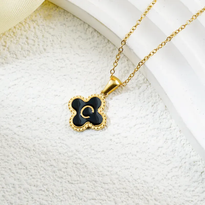 Wholesale Fashion Clover 26 Letter Black White Fritillaria Necklace - Image 10